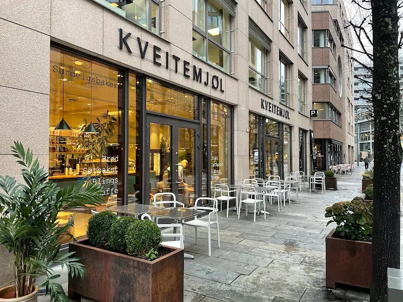 Kveitemjøl cafe