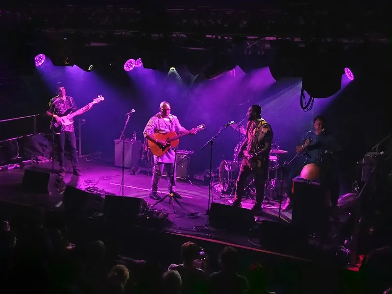 Liquid Room