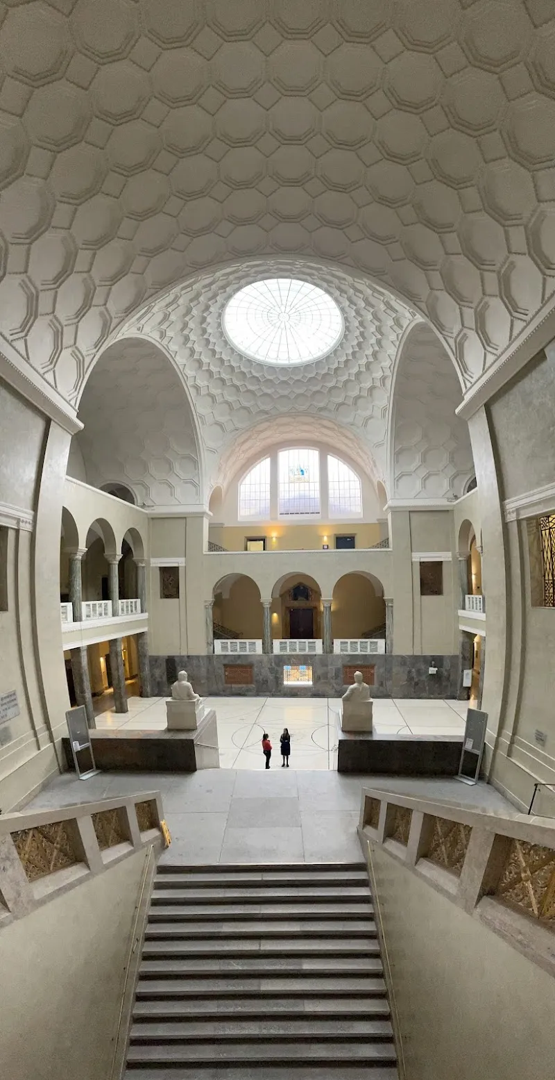 Ludwig-Maximilians-Universität LMU