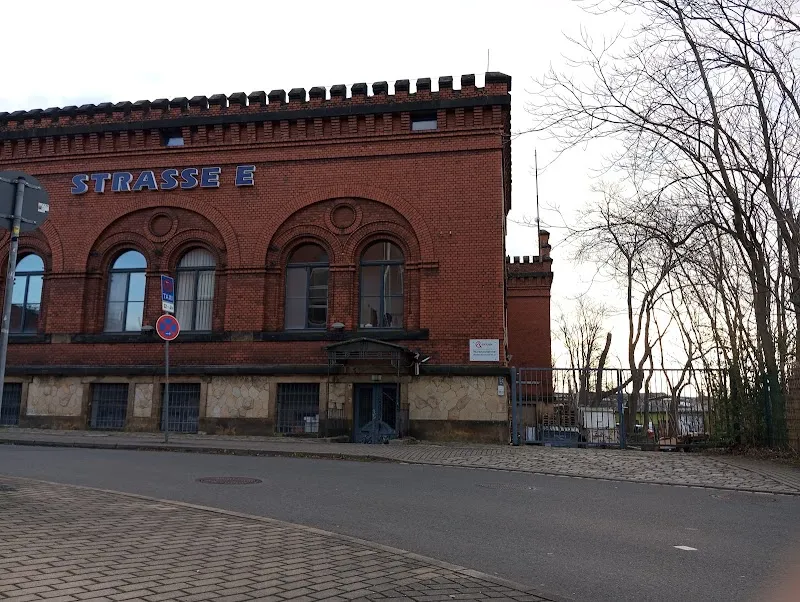REITHALLE STRASSE E