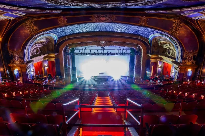 Riviera Theatre - IL