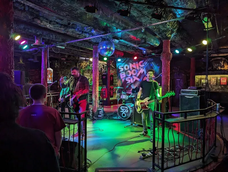 Satans Hollow