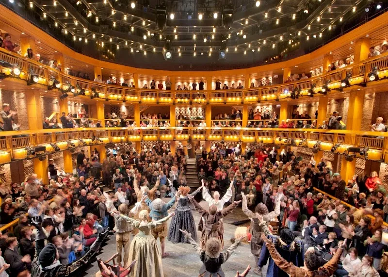 The Yard at Chicago Shakespeare